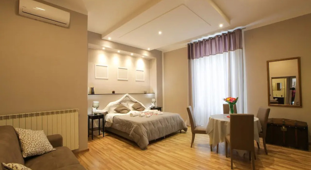 Номер Deluxe REGGIA & DINTORNI ROOMS A CASERTA