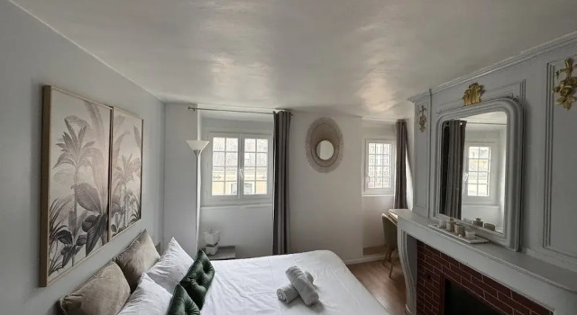 Villa in Le Mans Near Plantagenet City, Забронировать Вилла Коттеджи Ле-Ман, Коттедж