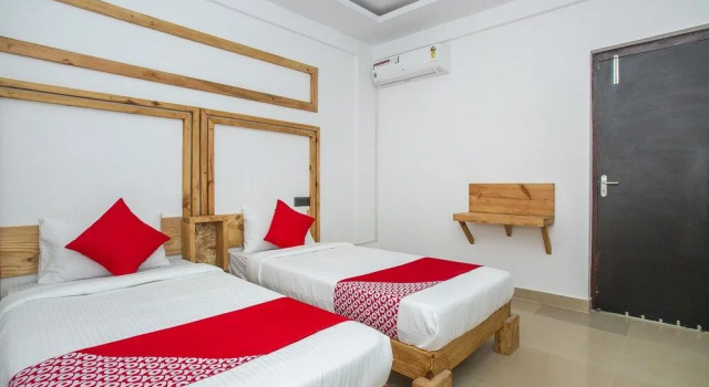 OYO 15111 Greencity Comforts, Rezervovat Hotel BTM Layout 
