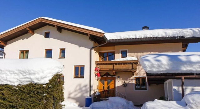 Alluring Apartment in Brixen im Thale With Balcony, Забронировать Апартаменты/квартира Апартаменты Тироля, Апартаменты/квартира
