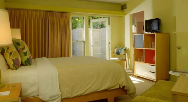 Двухместный номер Standard с видом на сад Orbit In - 21 and Over - A Town & Desert Boutique Hotel