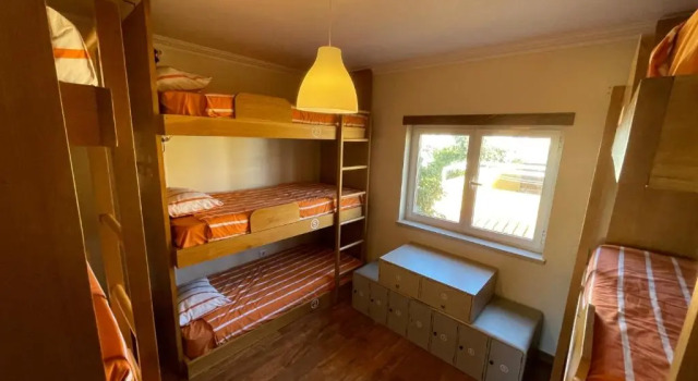 33 Hostel, Rezervovat Hostel Hotely v Oeste s parkováním, Parkování