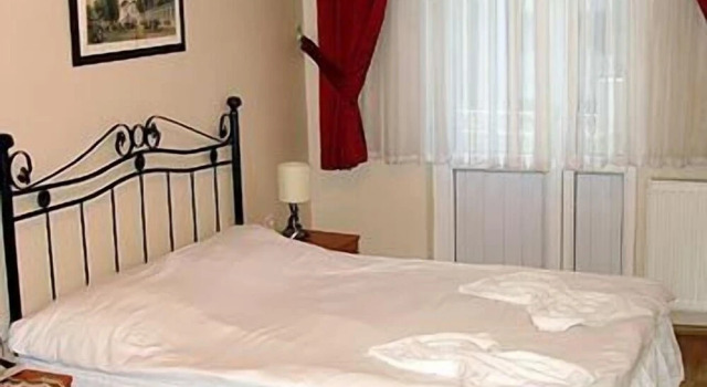 Aquarium Hotel, Varaa Hotelli Hotellit Marmara-alue pysäköinnillä, Pysäköinti