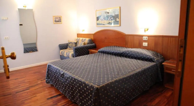 Трёхместный номер Standard Madi city Hotel