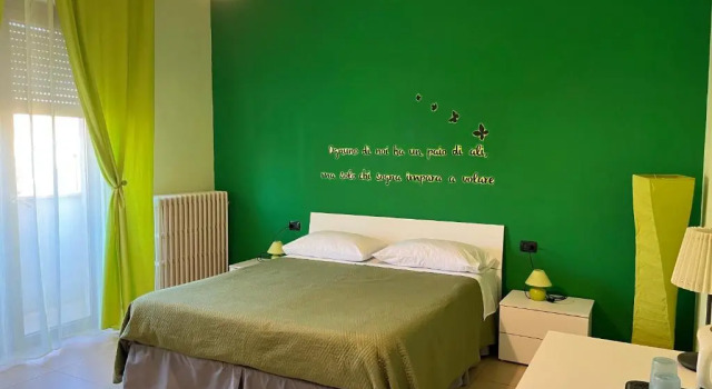 Двухместный номер Standard с балконом Color House Malpensa B&B