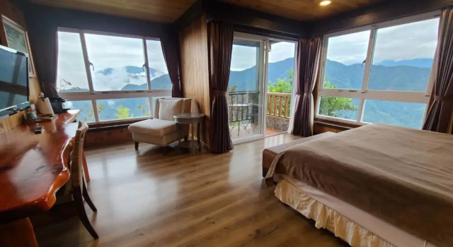 Standard dublă cameră cu balcon și cu vedere la munte Top Cloud Villa