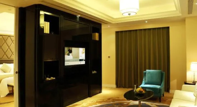 Люкс Executive Hangzhou Bay Universal Hotel