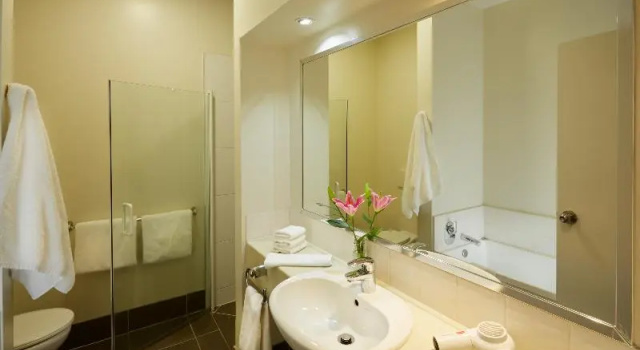 Номер Standard The Garden Hotel
