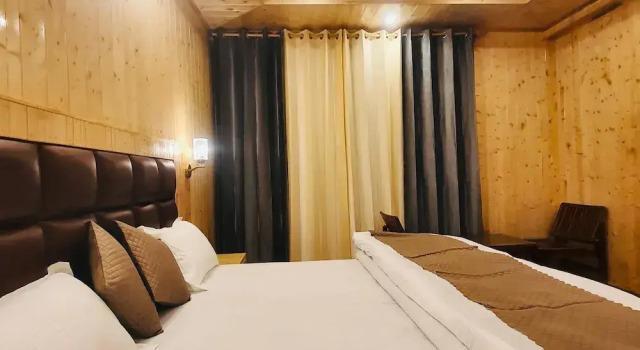 Номер Luxury Ekaant Stays - Manali