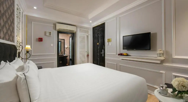 Двухместный номер Superior Lavender Central Hotel & Spa Hanoi