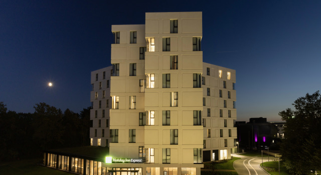 Holiday Inn Express Brussels - Airport by IHG, Забронировать Отель Мехелен провинция Антверпен