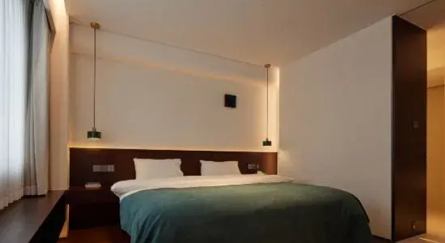 Люкс Quanzhou Lushi Homestay (West Street Kaiyuan Temple Branch)