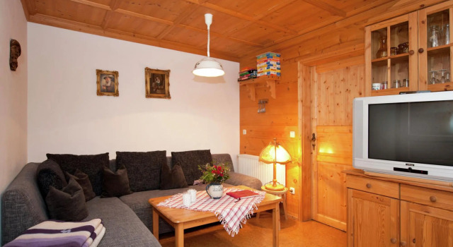 Spacious Apartment in Steingaden near Ski Area, Book Apartment Steingaden 