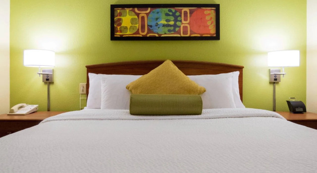 Alluxsuites at 1876, an Ascend Collection Hotel, Rezerwuj Hotel Hotele w Panhandle Florida ze śniadaniem, Śniadanie