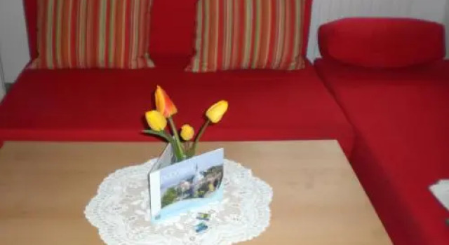 Privatzimmer Familie Wagner, Book Guesthouse  