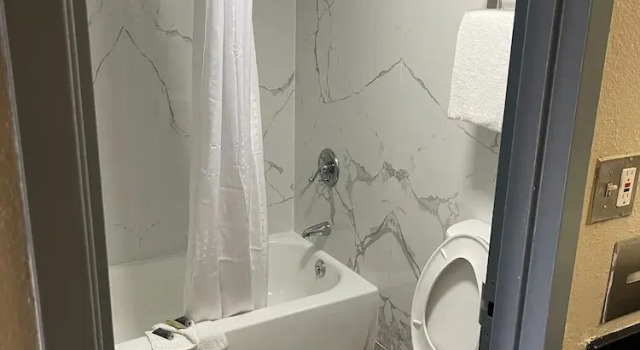 Номер Standard Brookwood Inn - Extended Stay