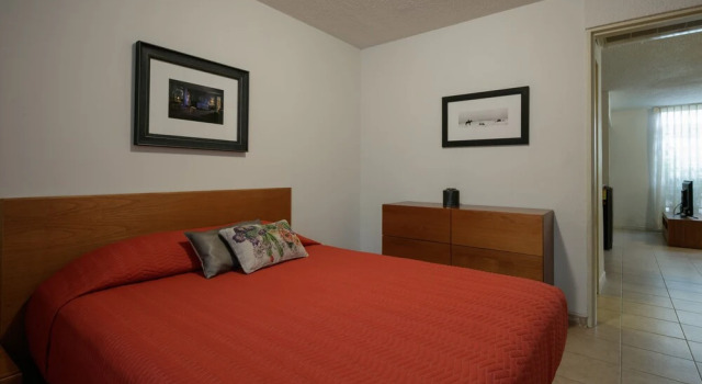 Апартаменты Apartamentos West End