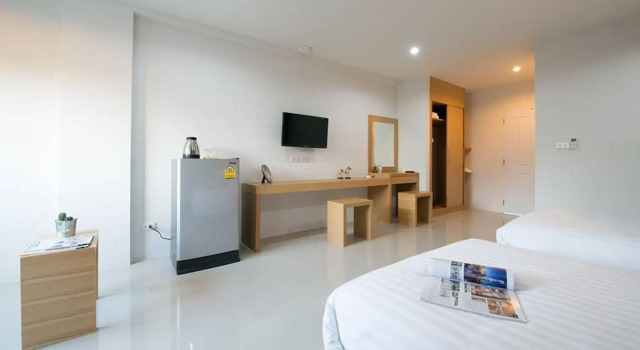 Pixel Hostel Phuket Airport