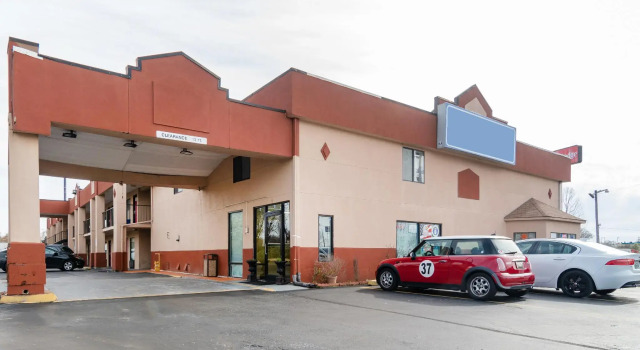 Americas Best Value Inn Brownsville West Tennessee, Book Hotel Hoteller i Brownsville med pool, Swimmingpool