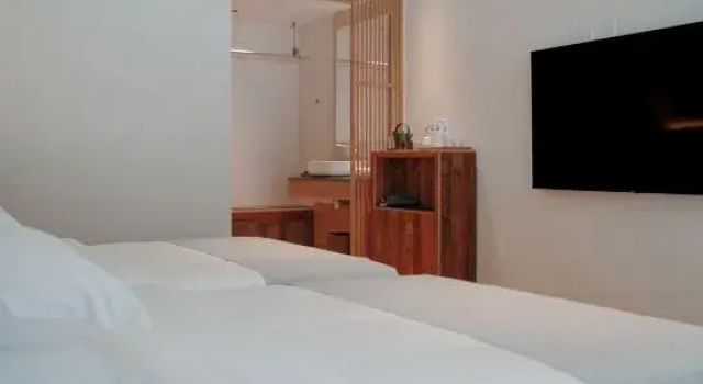 Люкс Pure Cloud Hotel