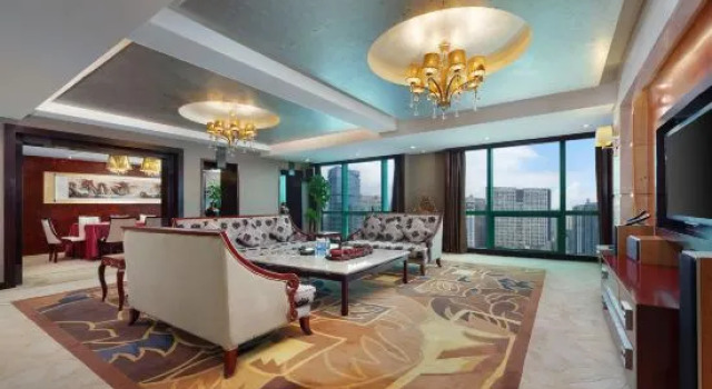 Люкс Presidential Chongqing Empark Grand Hotel