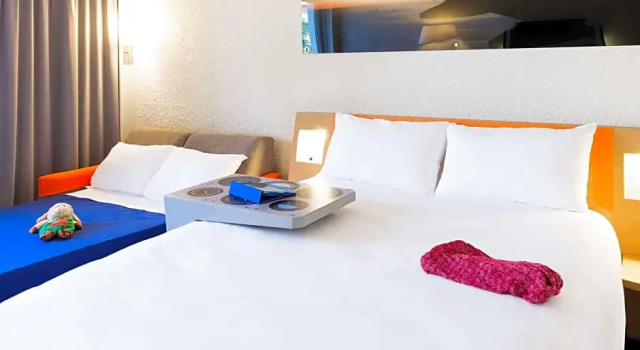 Двухместный семейный номер Standard ibis Styles Marseille Aéroport