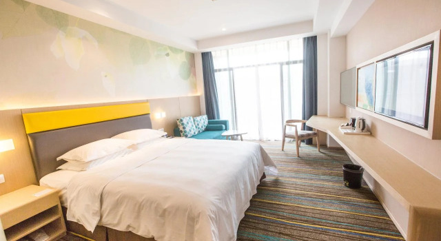 Holiday Inn Express Emei Mountain, Prenota Hotel Hotel a Sichuan con parcheggio, Parcheggio