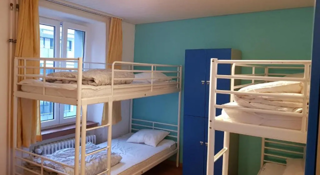 Кровать в общем номере Bellpark Hostel