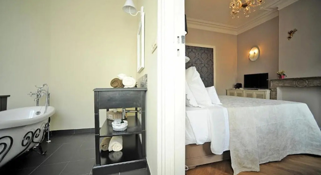 Guesthouse Expo 13, Забронировать Отель Гент Leiestreek, рядом с Millions Quarter