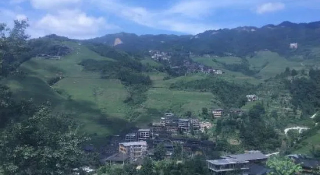 Pusu Yiyaxuan Homestay (Longji Rice Terraces Golden Buddha Peak Observation Deck Branch)