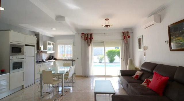 Casa Teranyina