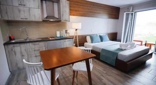 Foinikounta view, Book Condo Hotel Hotels in Messenia Regional Unit with a Pool, Swimming Pool
