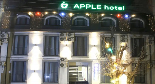 Apple Hotel