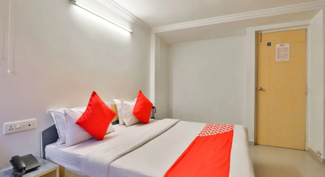 OYO 10044 Hotel Dudawat, Rezervovat Hotel Hotely v Gujarat s parkováním, Parkování
