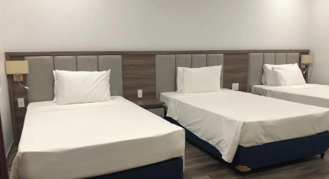 Thong Nhat 2 Hotel, Забронировать Отель Отели Халонг с парковкой, Парковка