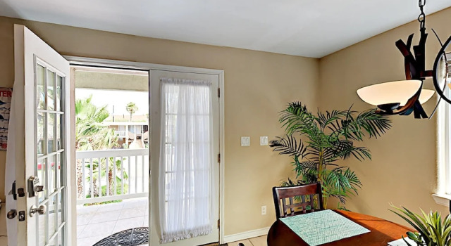 110 E Marlin Condo - 2 Br condo by RedAwning