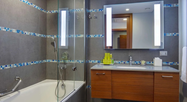 Двухместный номер Guest с балконом DoubleTree by Hilton Kusadasi