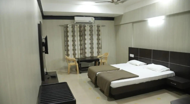 Staymaker Siddeshwara Comforts, Rezervovat Hotel Harihara Bangalore