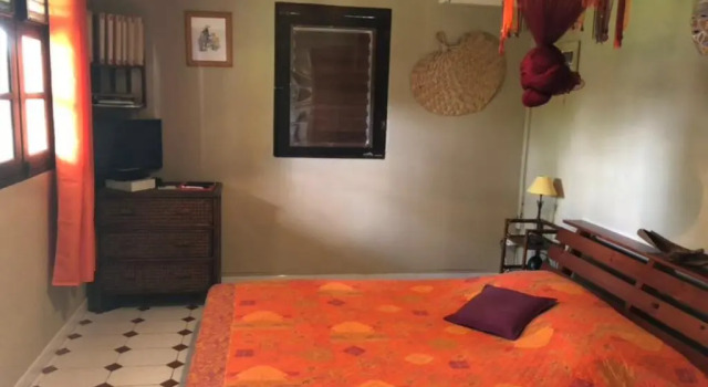 Бунгало Le bungalow des bougainvilliers