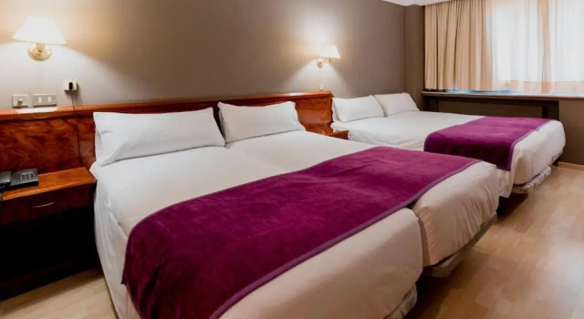 Четырёхместный номер Sercotel Delfos Andorra