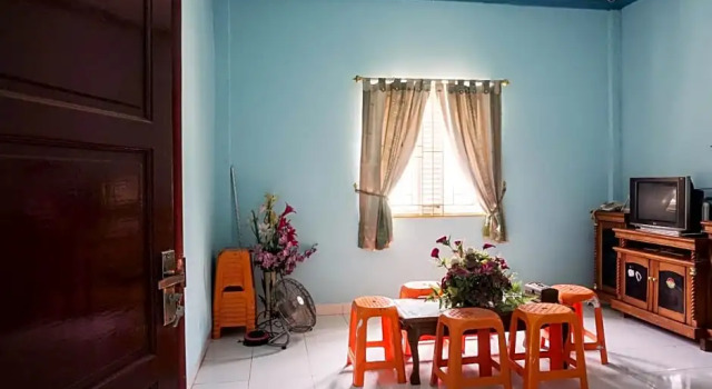 OYO Life 2918 Kost Arrazaq, Rezervovat Hotel Pekanbaru Sumatra