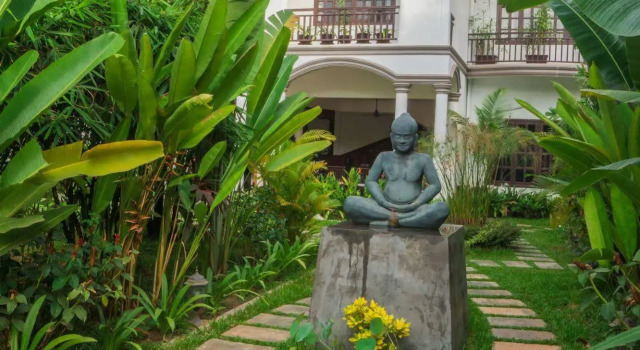 Angkor Yellow Villa, Забронировать Вилла Коттеджи Сиемреап, рядом с Angkor National Museum, Коттедж