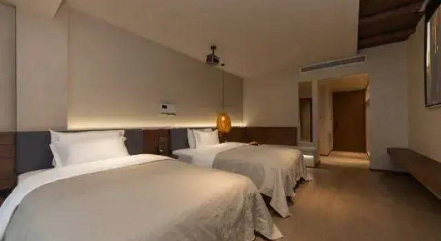 Номер Standard Shangri-la Designer Homestay without Summer(By the Cosmic Wheel of Dukezong)