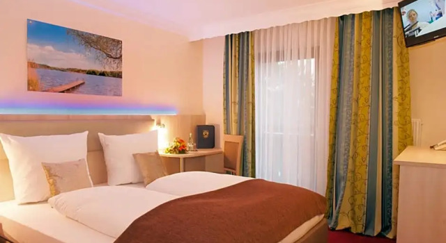 Номер Standard Hotel Seeblick & Ferienwohnung
