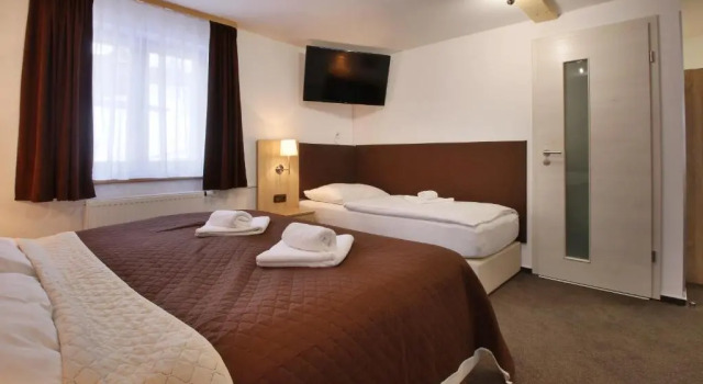 Hotel Hvezda, Rezerwuj Hotel Hotele w Kraj hradecki ze śniadaniem, Śniadanie
