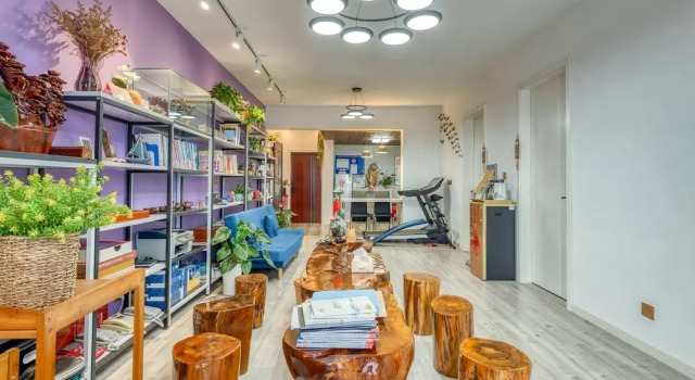 Tengchong Two Suite Guesthouse, Book Hotel Tengchong Yunnan