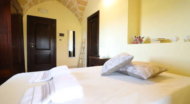 Matrimoniale Budget Navel, Book Hotel Hoteller i Magliano med pool, Swimmingpool