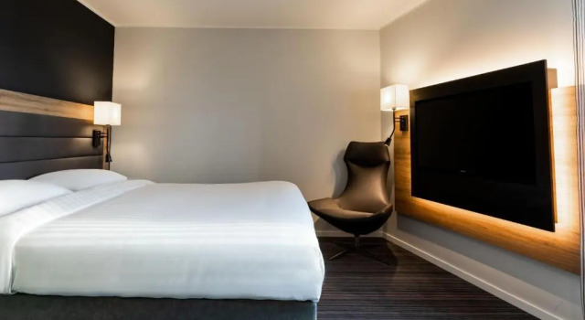 Двухместный номер Moxy Moxy Glasgow SEC
