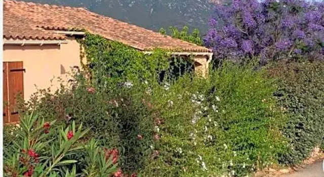 Charmante chambre proche aéroport, Varaa Hotelli  
