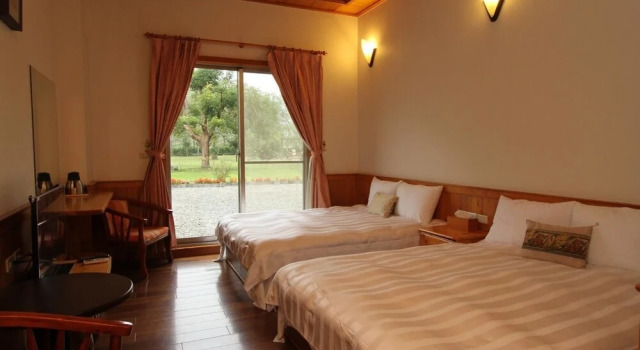 Seasons Inn, Buchen Sie Bed & Breakfast Jiaoxi Taiwan